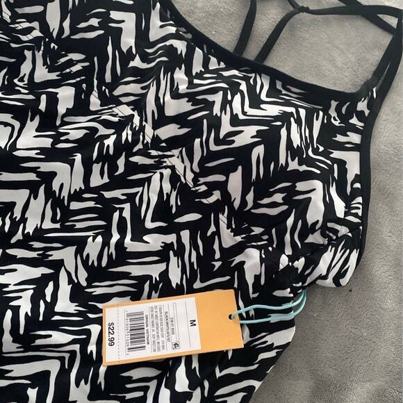 New with Tags Women's Swim Top - Picture 2 of 3